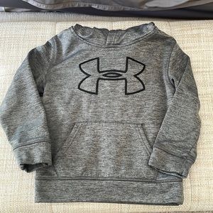 Boys under Armour sweatshirt
